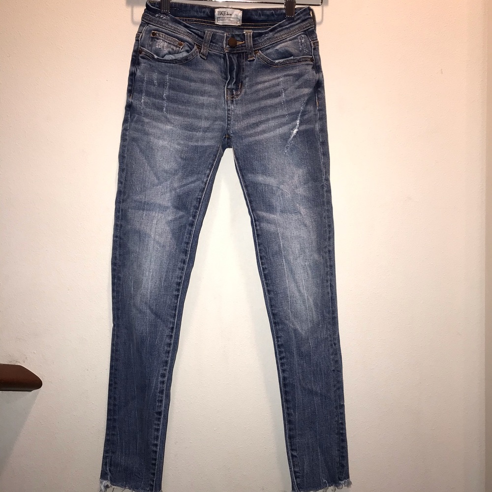 Buckle jeans